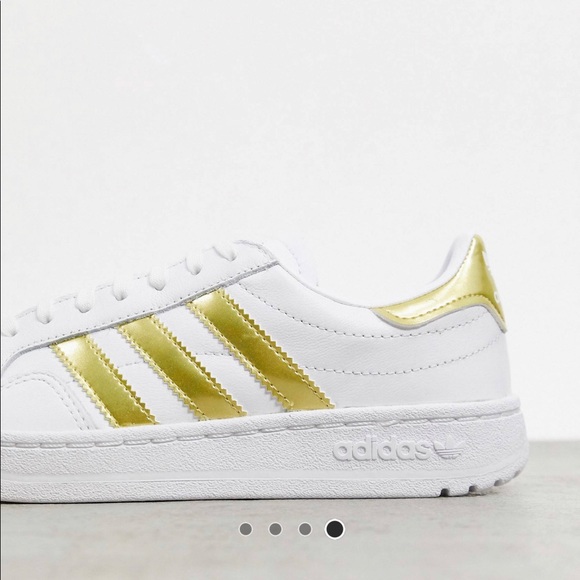 Adidas original women sport shoes - Picture 4 of 7